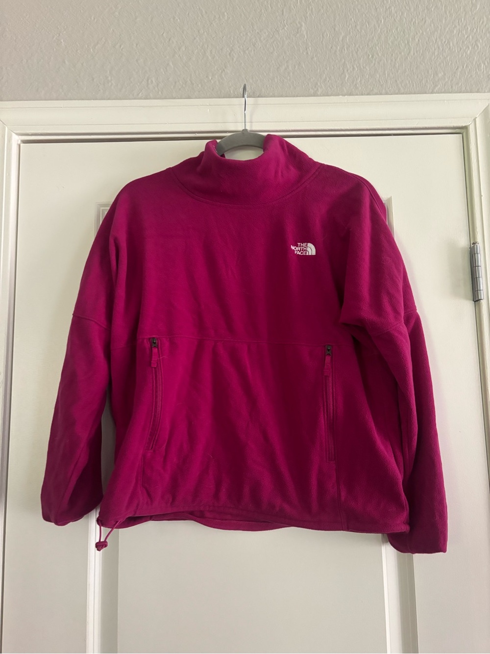 The North Face Women's Lightweight Fleece Mock Neck Pullover Hot Pink Size M